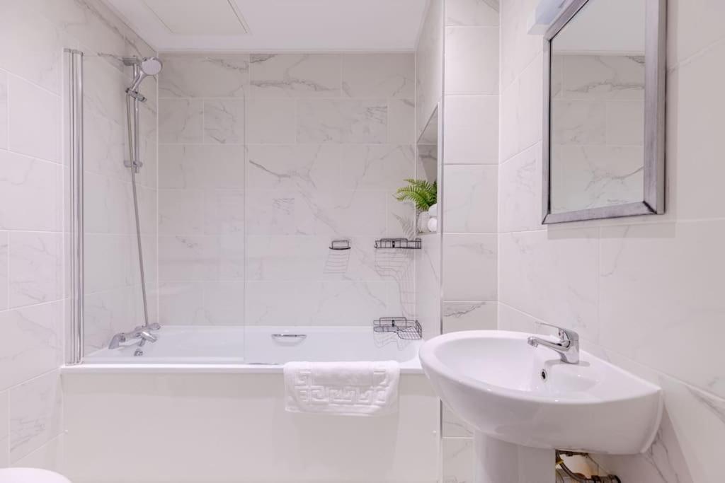 Vertigo Boutique Sleeps 4 London Kingston upon Thames  Luaran gambar